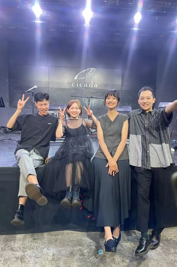 Cicada合影.jpg